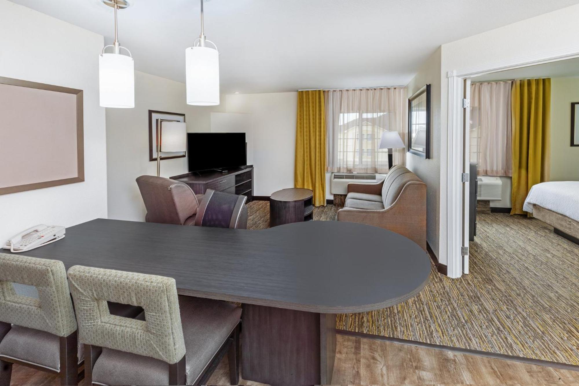 Candlewood By Ihg Hotel 3*